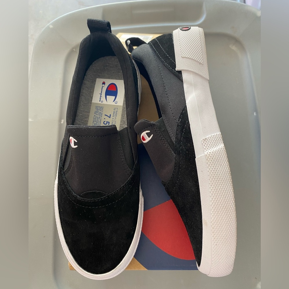 New women’s champion Sz 7, 8 shoes black